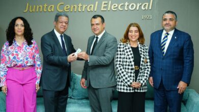 Photo of Leonel entrega a la JCE padrón de la FP auditado con más de 2 millones de personas inscritas