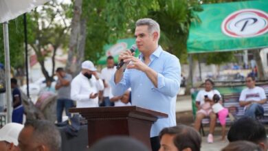 Photo of Guillermo Estrella resalta legado de Nelsy Cruz y estrecha alianza con la Alcaldía en emotivo homenaje en Montecristi