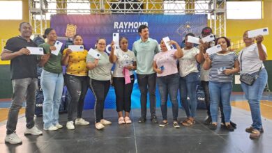 Photo of Raymond Rodríguez y Fundación GBC inician entrega de útiles escolares a miles de estudiantes del Distrito Nacional