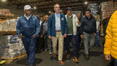 Photo of Presidente Luis Abinader supervisó los alimentos que se están entregando a las poblaciones en alerta roja ante el paso de la tormenta Melissa