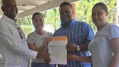 Photo of Alcalde Lucho Reyes aporta 20 mil pesos a la parroquia San Martín de Porres por motivo de sus fiestas patronales