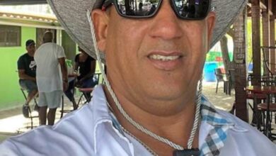 Photo of Comunicador Jimmy Silvestre presenta querella por difamación contra Fausto Pérez