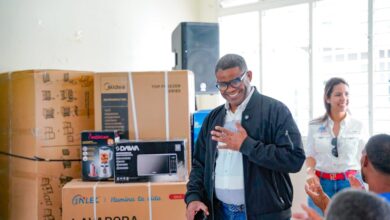 Photo of Gobierno refuerza asistencia social en Pantoja y Palmarejo con entrega de enseres del hogar