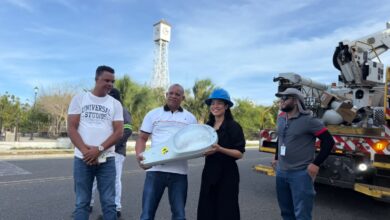 Photo of Alcalde Jesús Jerez y gobernadora Leissa Cruz anuncian operativo de instalación de lámparas en Montecristi